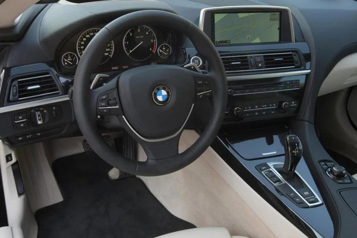 BMW Serie 6 Coupé (15)