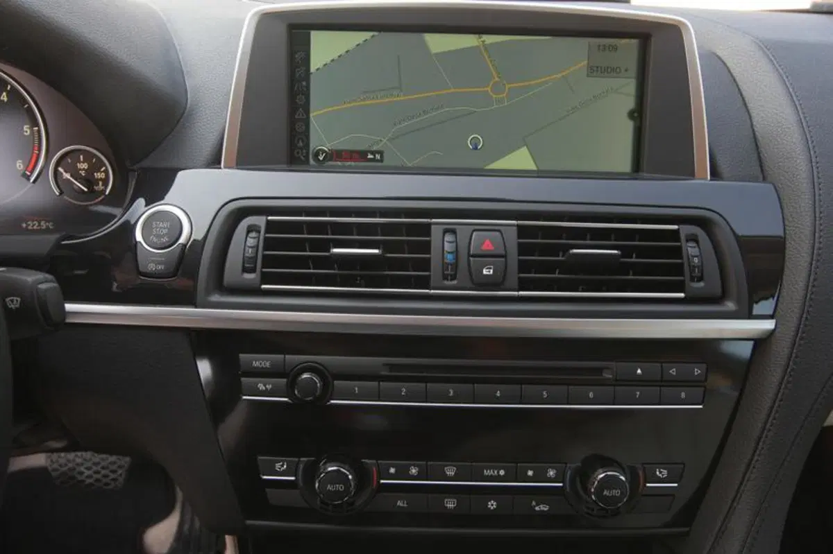 BMW Serie 6 Coupé (24)