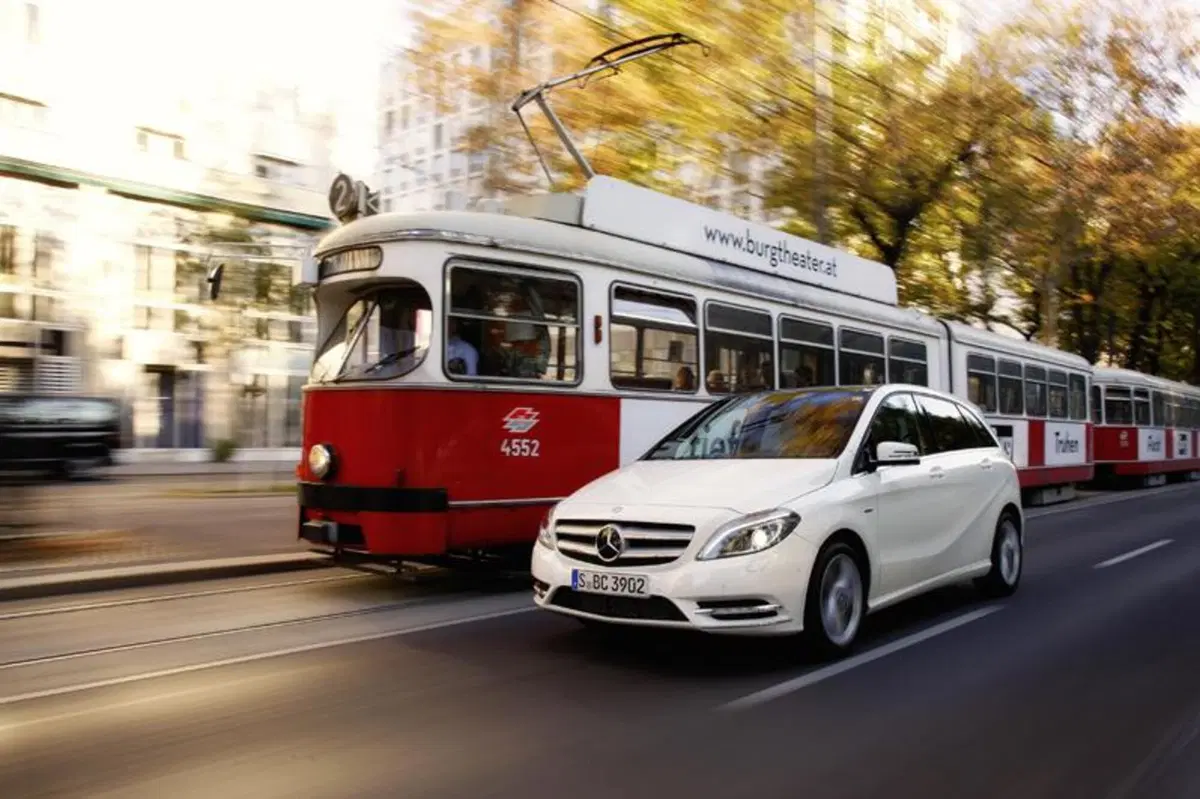 Mercedes Classe B: vis à vis con Cesare Salvini (5)