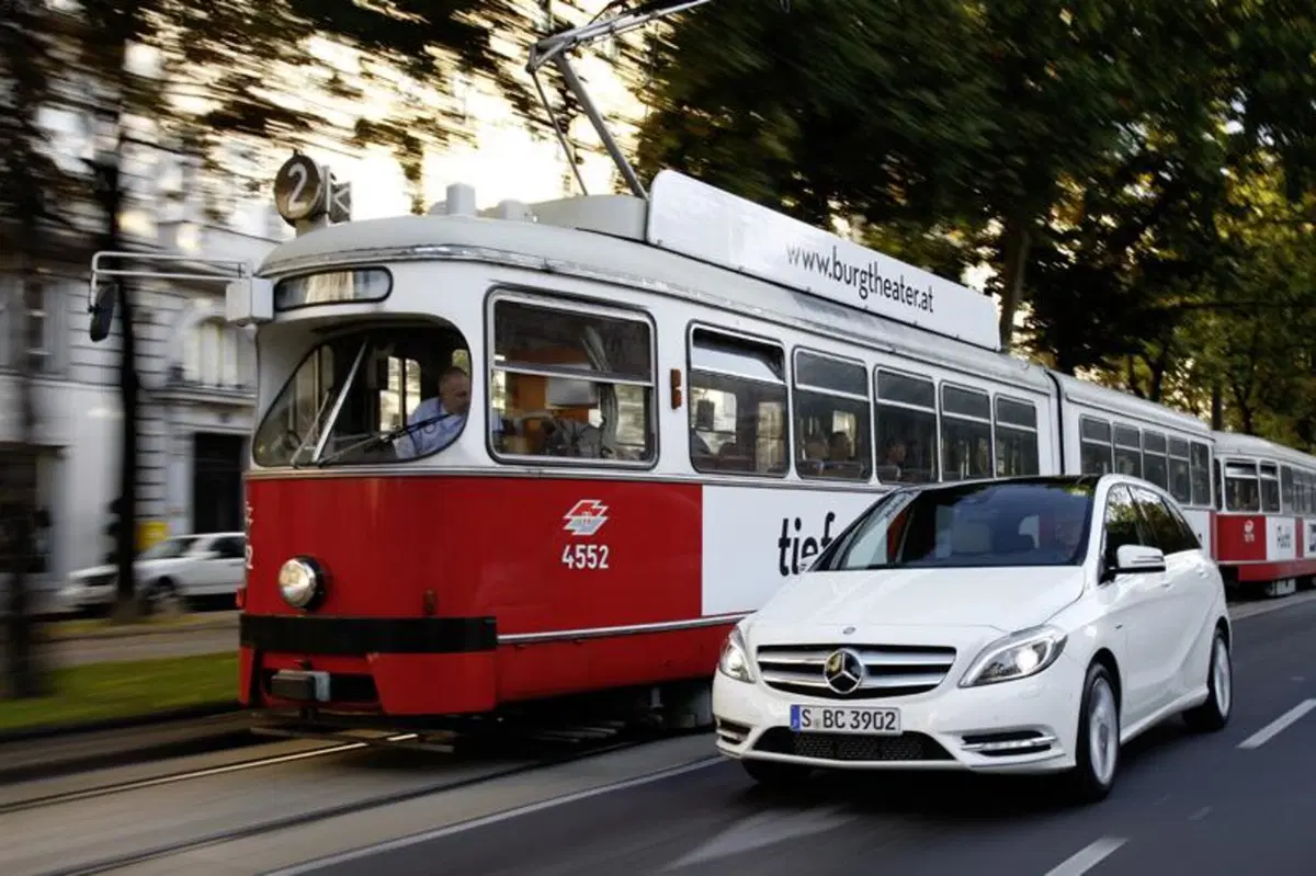 Mercedes Classe B: vis à vis con Cesare Salvini (10)