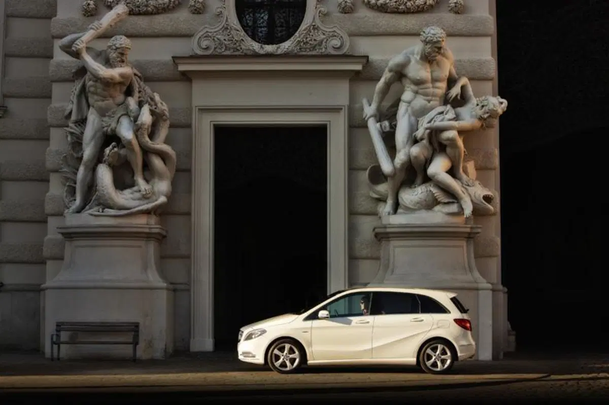 Mercedes Classe B: vis à vis con Cesare Salvini (17)