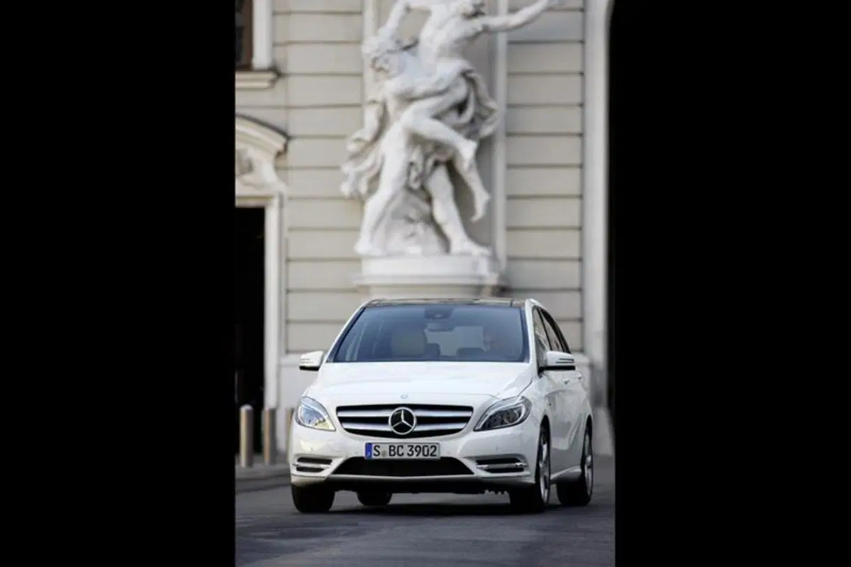 Mercedes Classe B: vis à vis con Cesare Salvini (25)