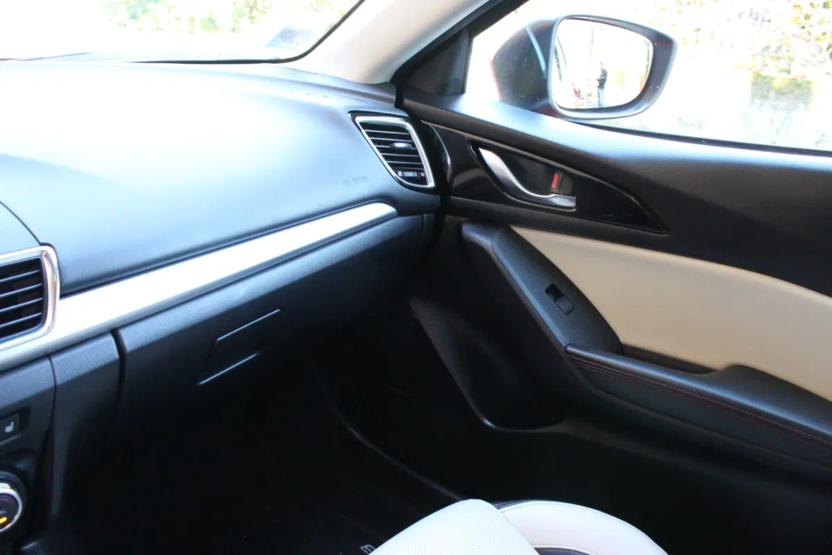 Mazda 3 | Test drive #AMboxing (24)