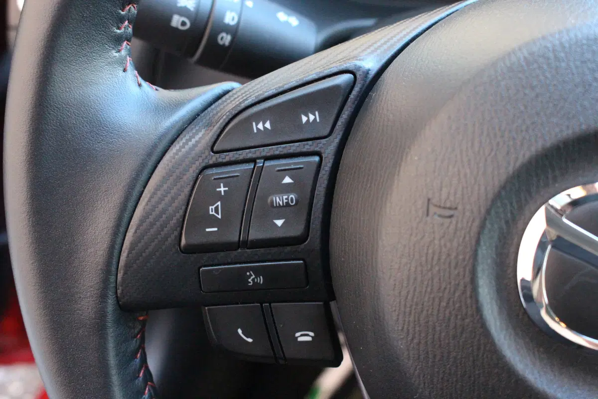 Mazda 3 | Test drive #AMboxing (26)