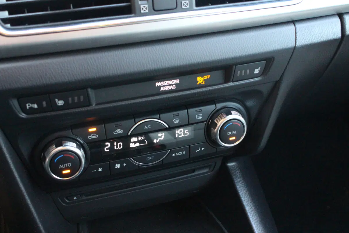 Mazda 3 | Test drive #AMboxing (31)