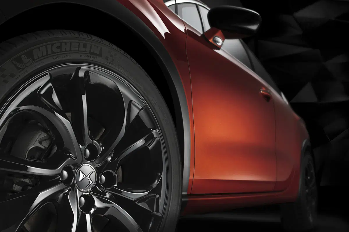 DS4 Crossback (6)