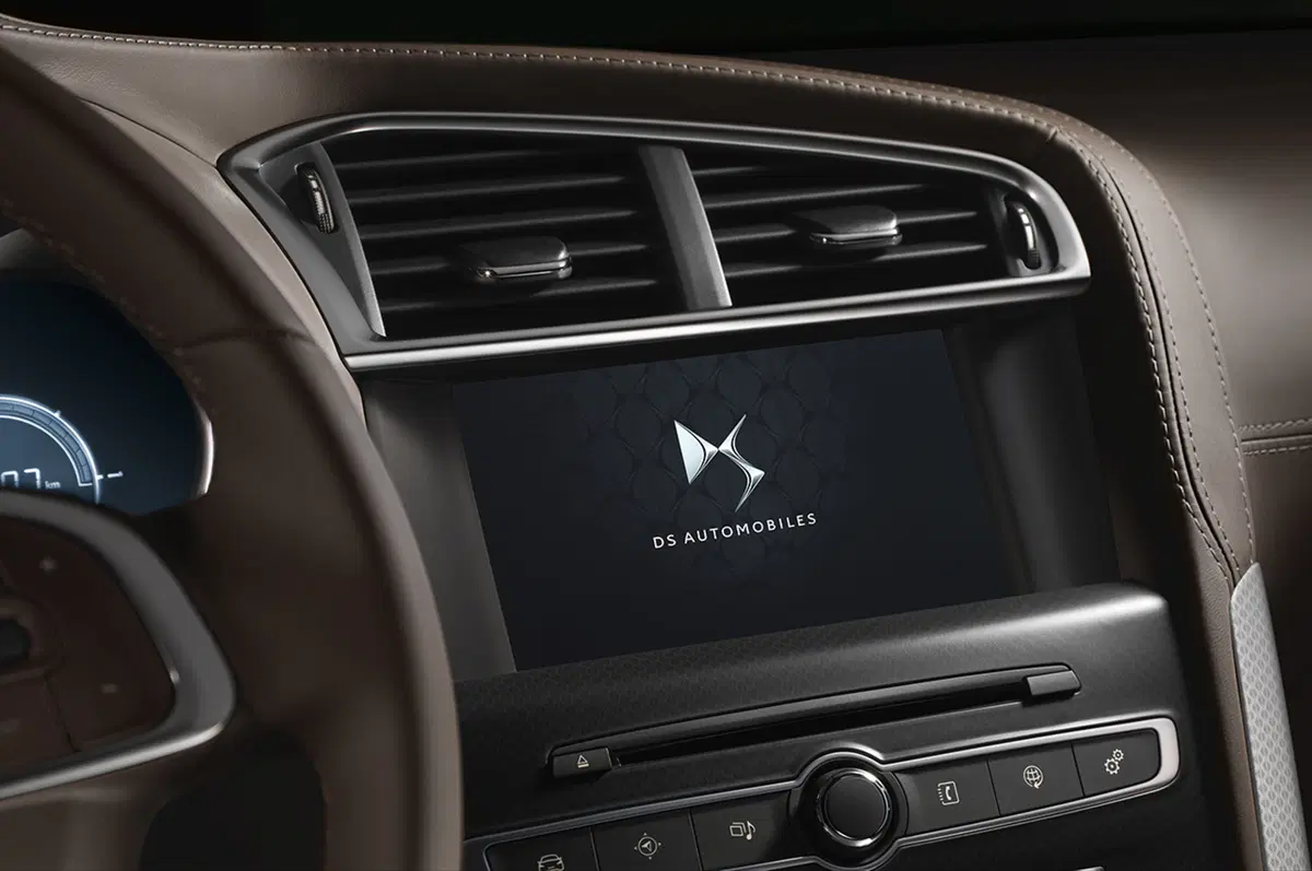 DS4 Crossback (7)