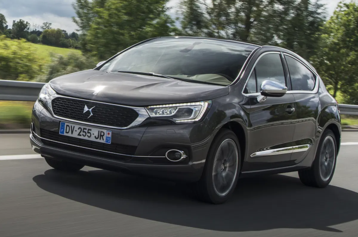 DS4 Crossback (9)