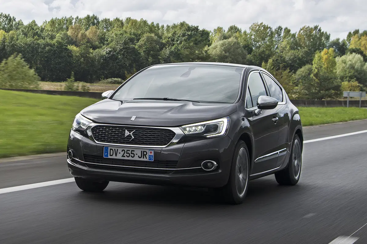 DS4 Crossback (10)
