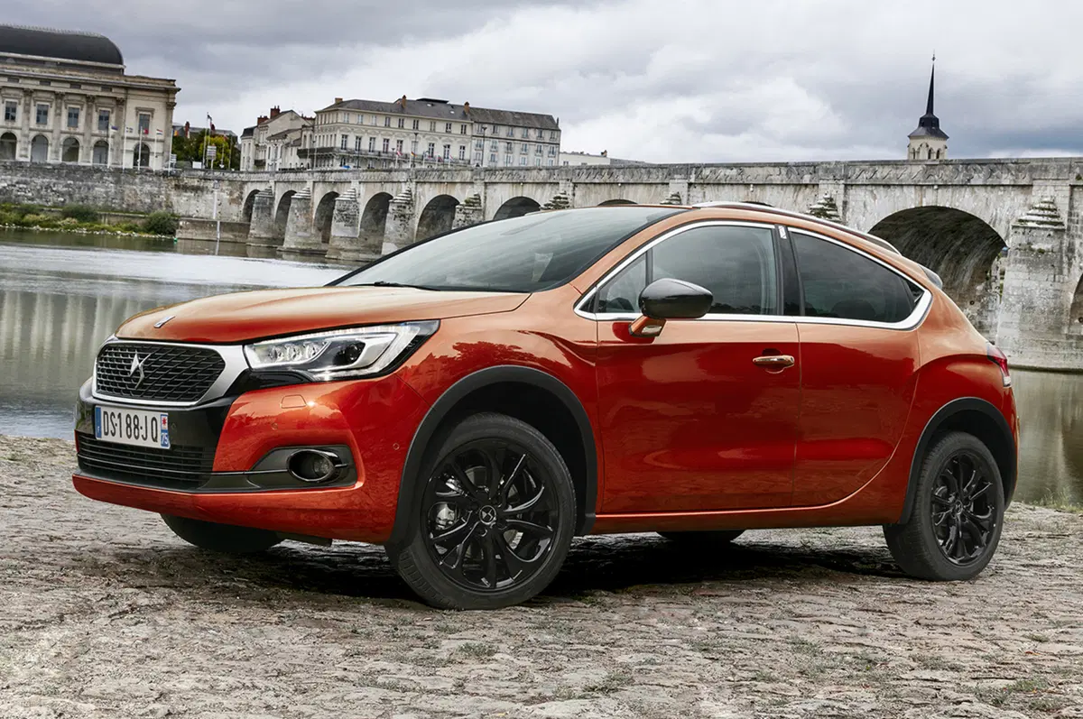 DS4 Crossback (22)