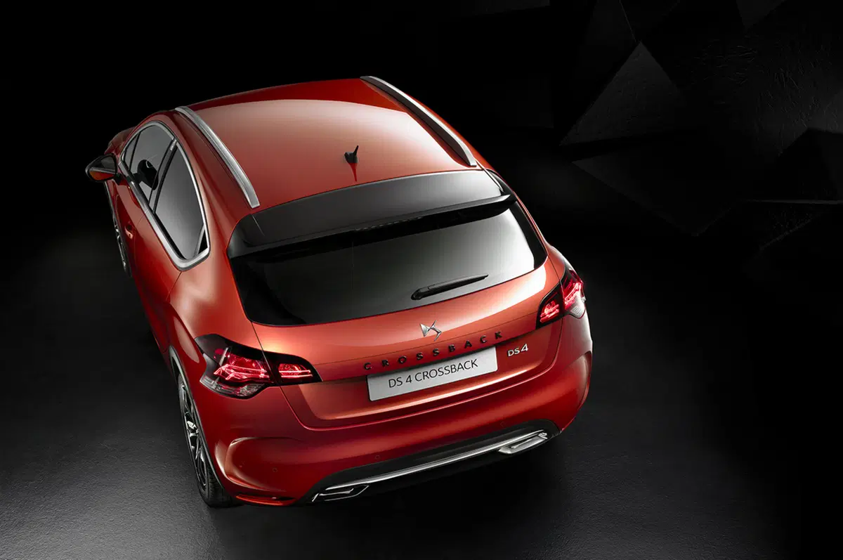 DS4 Crossback (24)