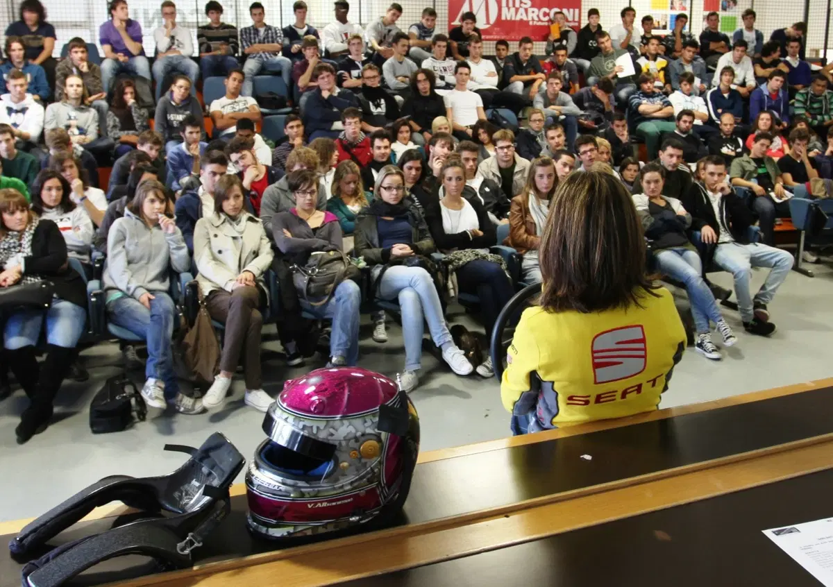 Seat: Sara Safe Factor 2011