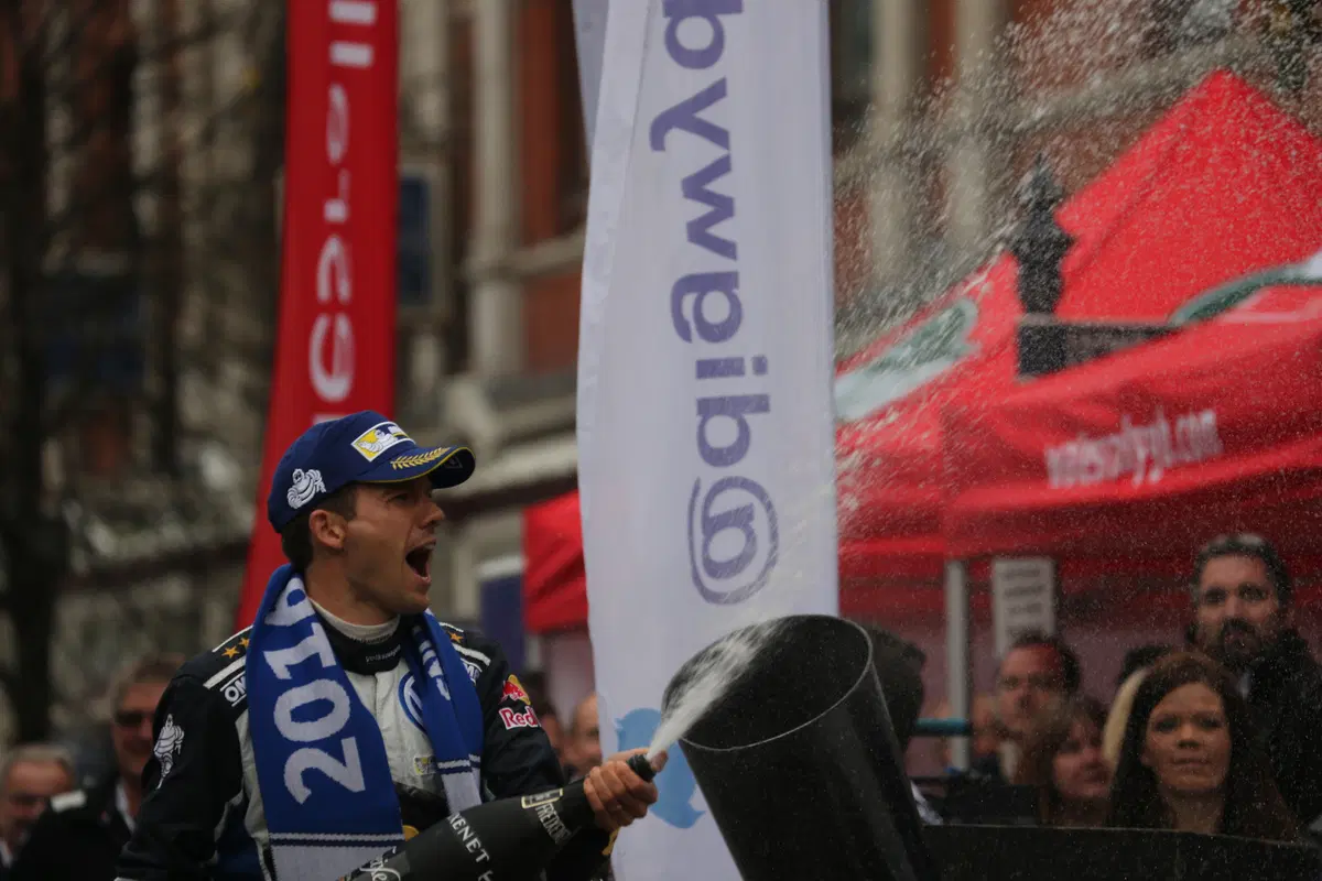 WRC16 Galles. Volkswagen Mondiale 4 (Grazie Ogier)! (6)