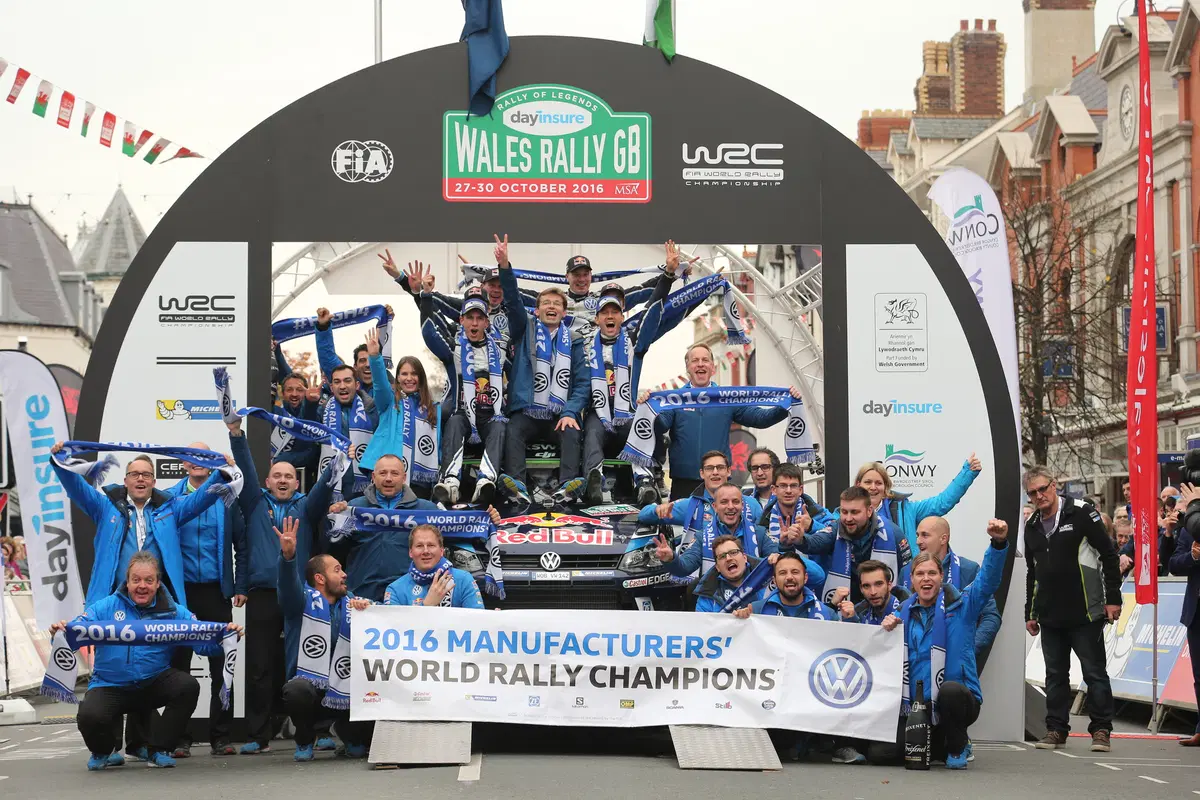 WRC16 Galles. Volkswagen Mondiale 4 (Grazie Ogier)! (20)