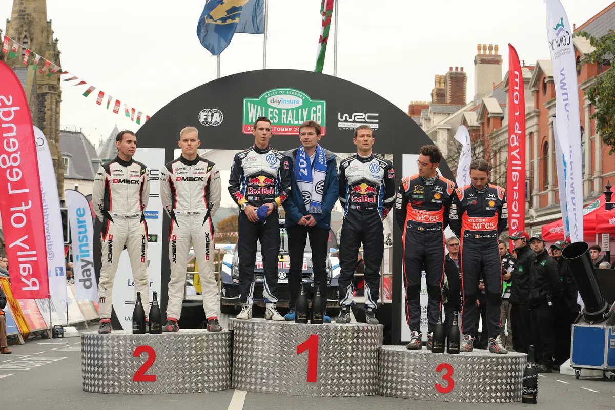 WRC16 Galles. Volkswagen Mondiale 4 (Grazie Ogier)! (25)