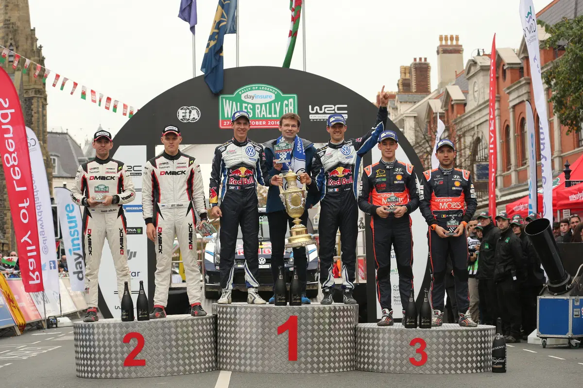 WRC16 Galles. Volkswagen Mondiale 4 (Grazie Ogier)! (29)