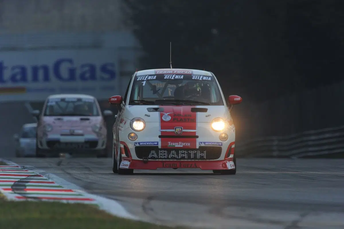 Trofeo Abarth 500 Selenia Europe: Campani si aggiudica il titolo