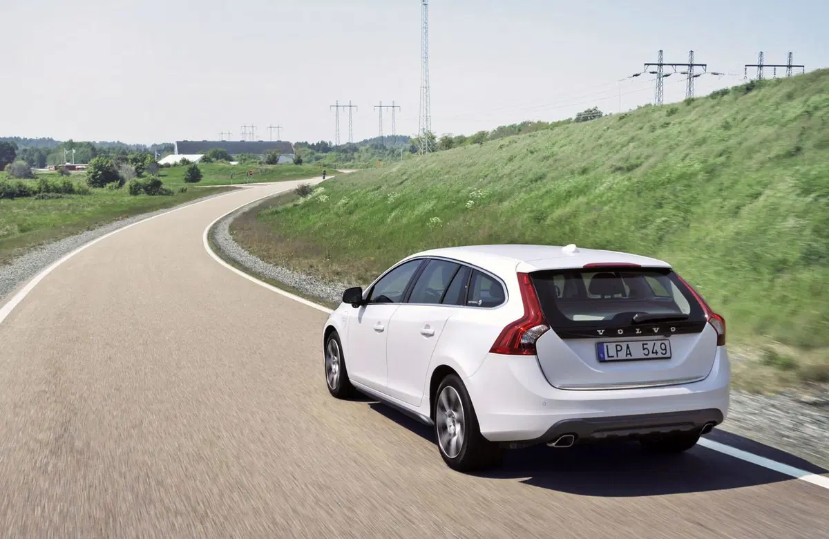 Volvo V60 Plug-in Hybrid (3)