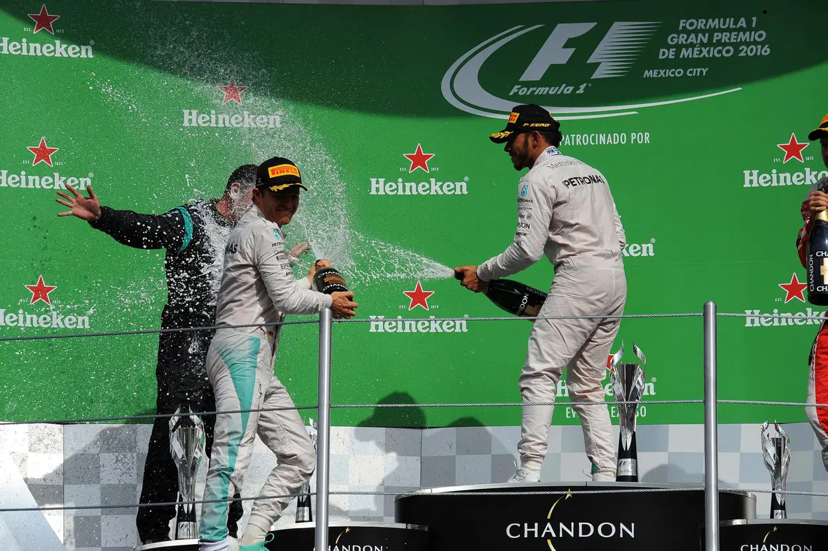 F1, Gp Messico 2016: vince Hamilton (37)