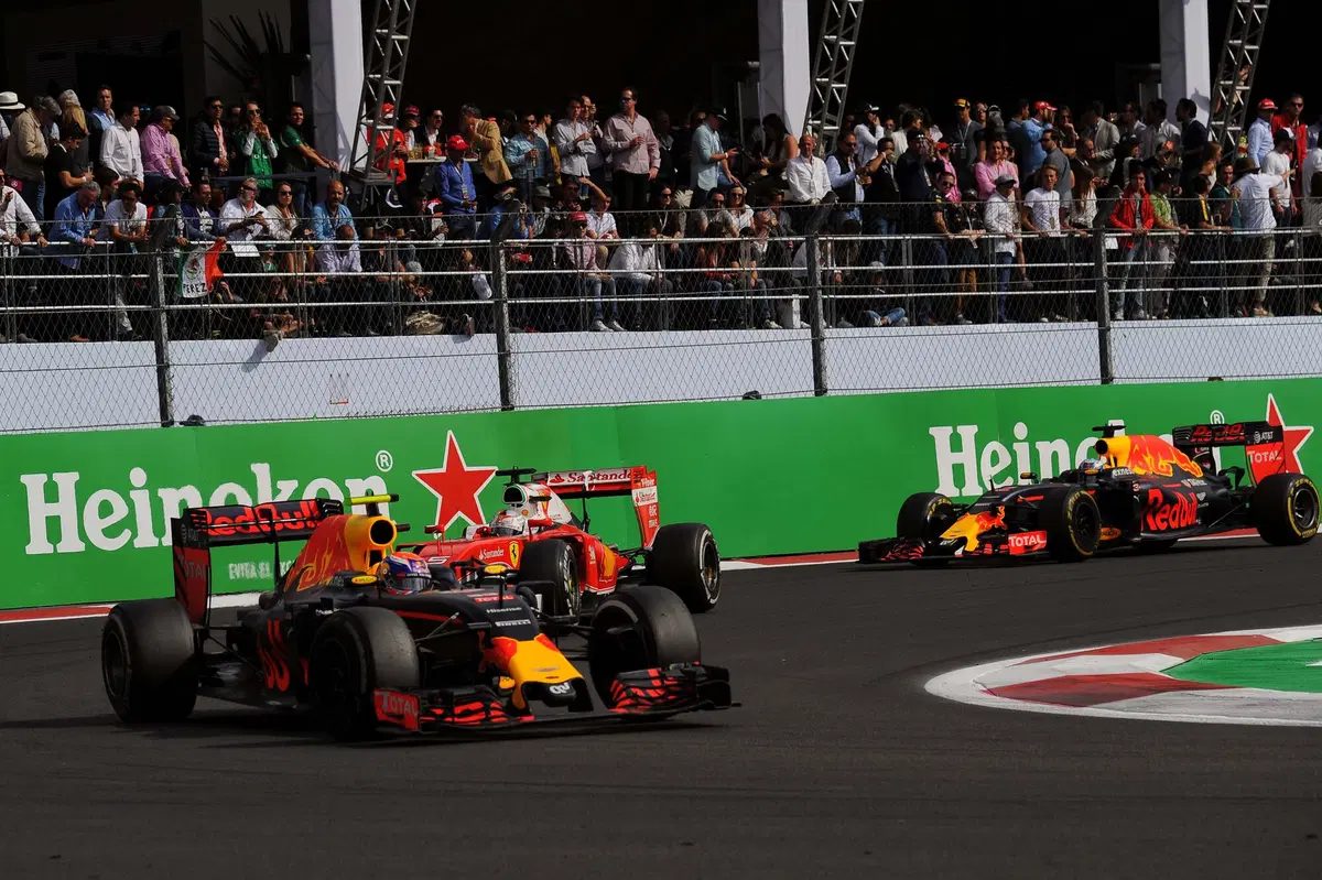 F1, Gp Messico 2016: vince Hamilton (17)