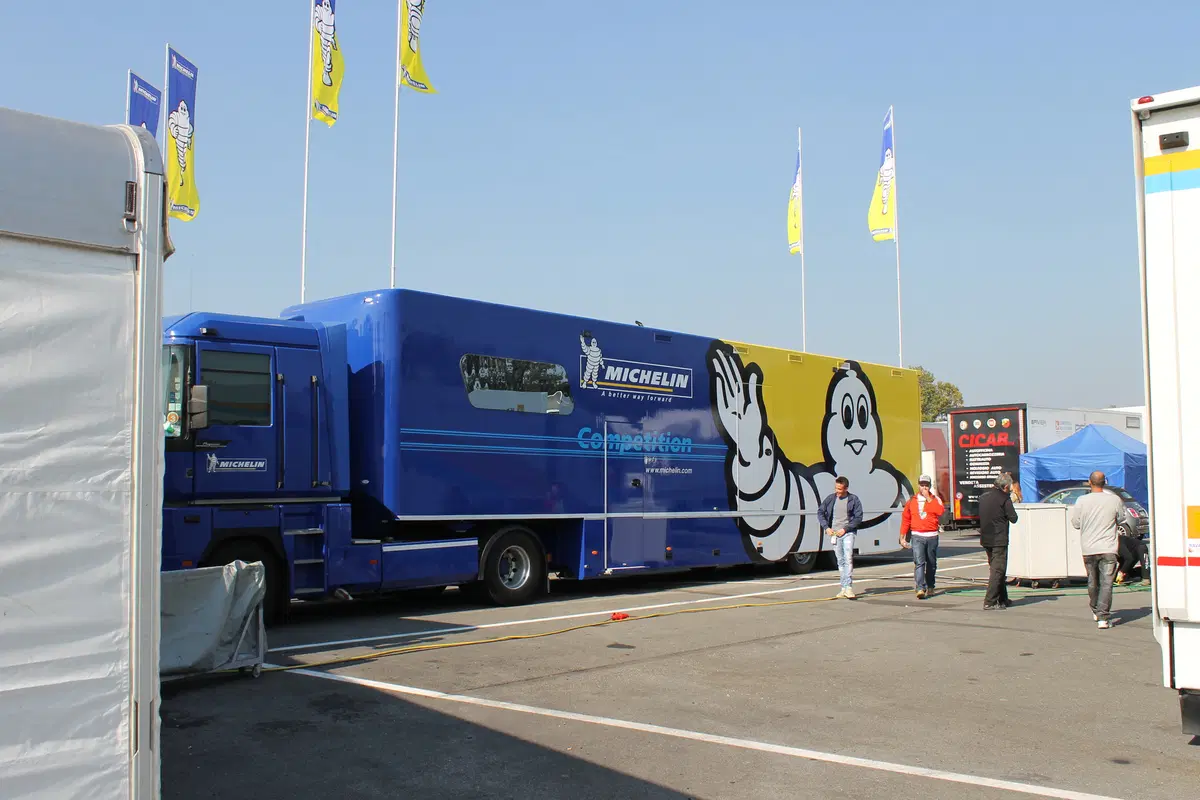 Michelin: performance e durata anche nel racing (9)