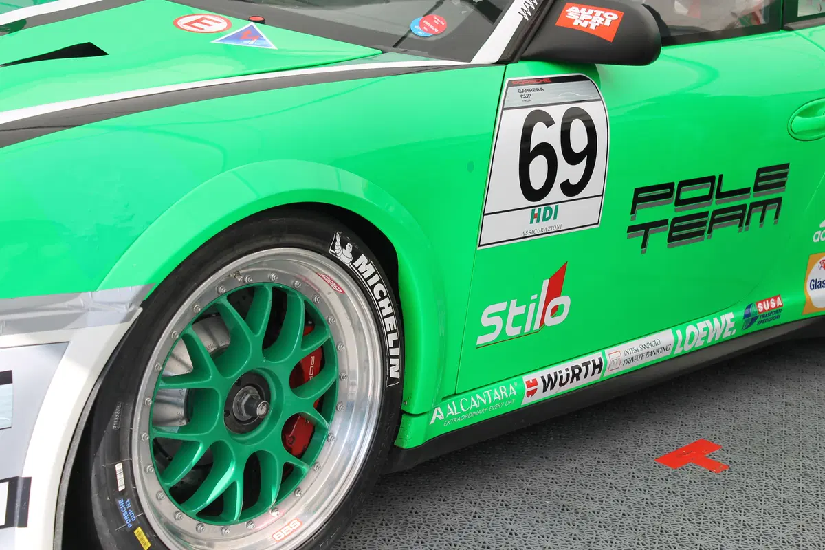 Michelin: performance e durata anche nel racing (18)
