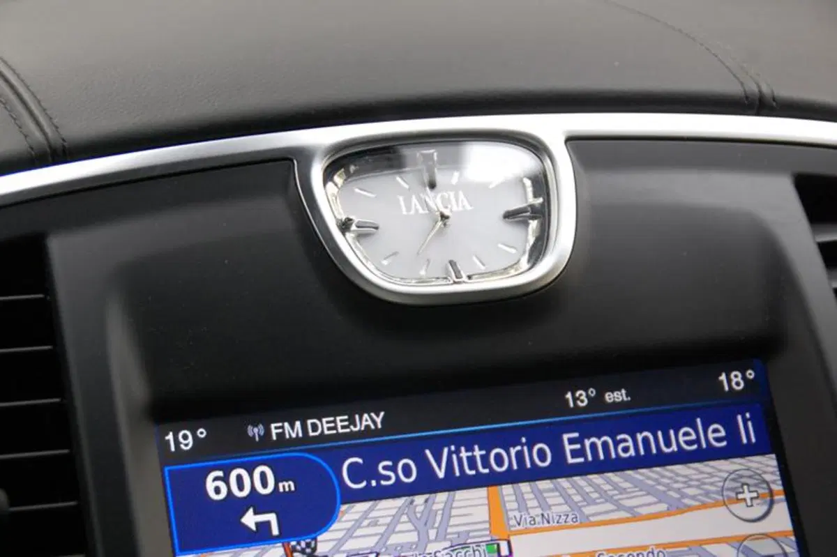 Lancia Thema (33)