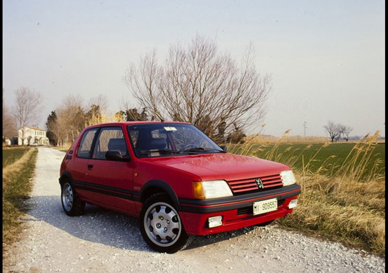 Peugeot: grande festa a Padova per la 205