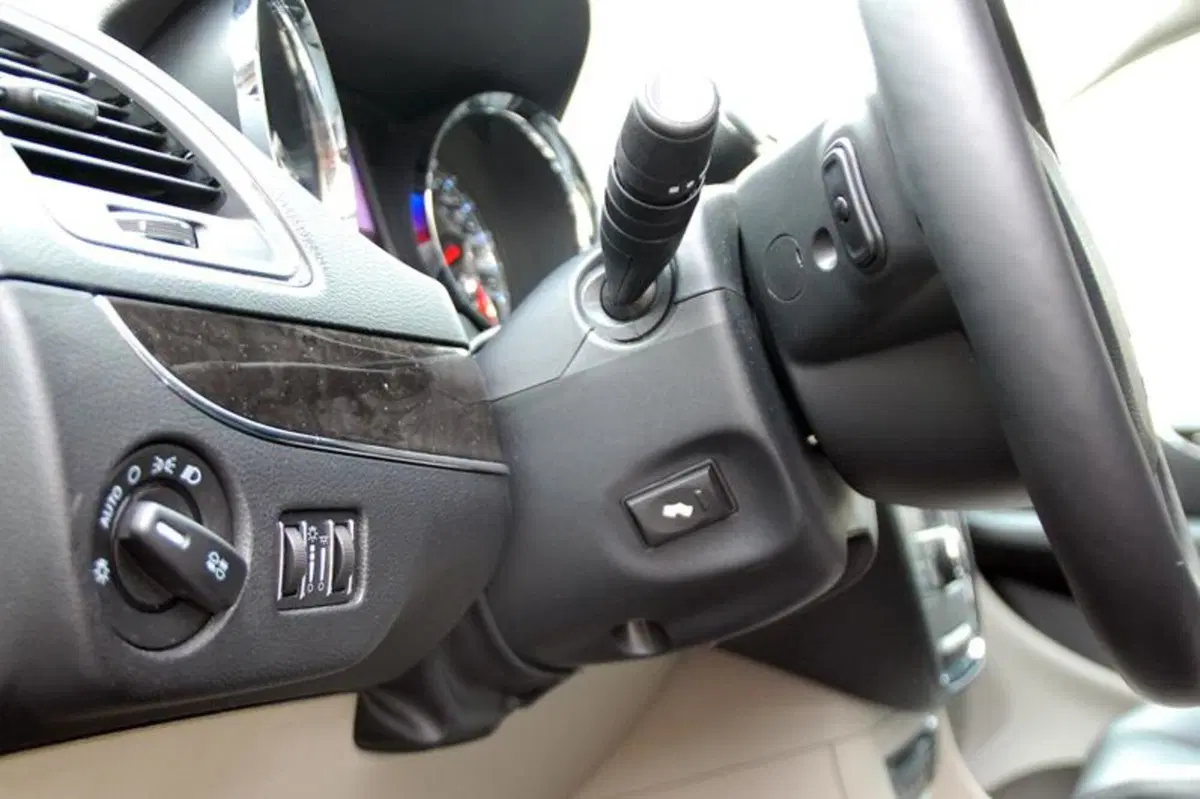 Lancia Voyager (21)
