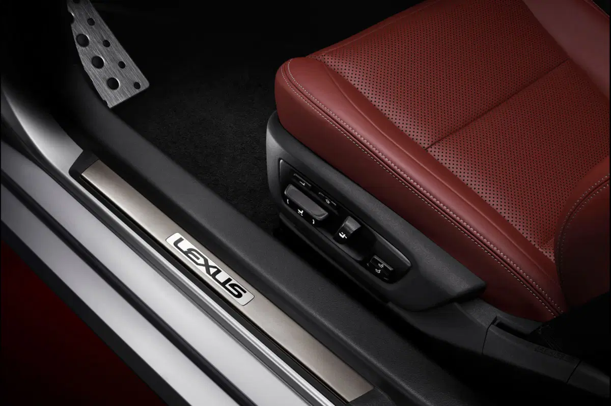 Lexus GS F Sport (11)