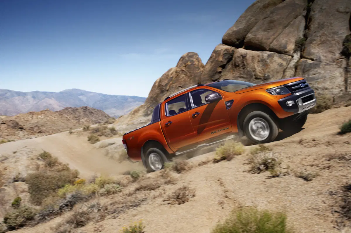 Ford Ranger 2012: 5 stelle Euro Ncap (4)