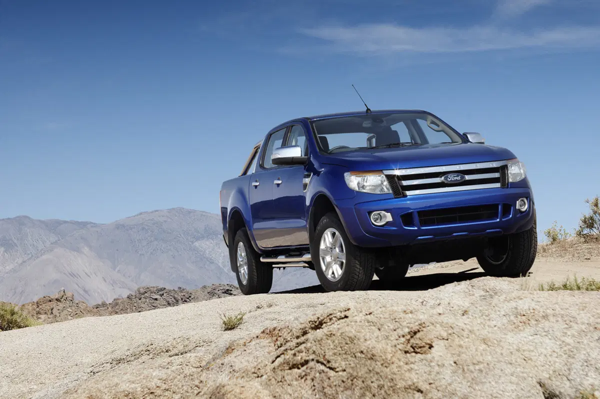 Ford Ranger 2012: 5 stelle Euro Ncap (7)