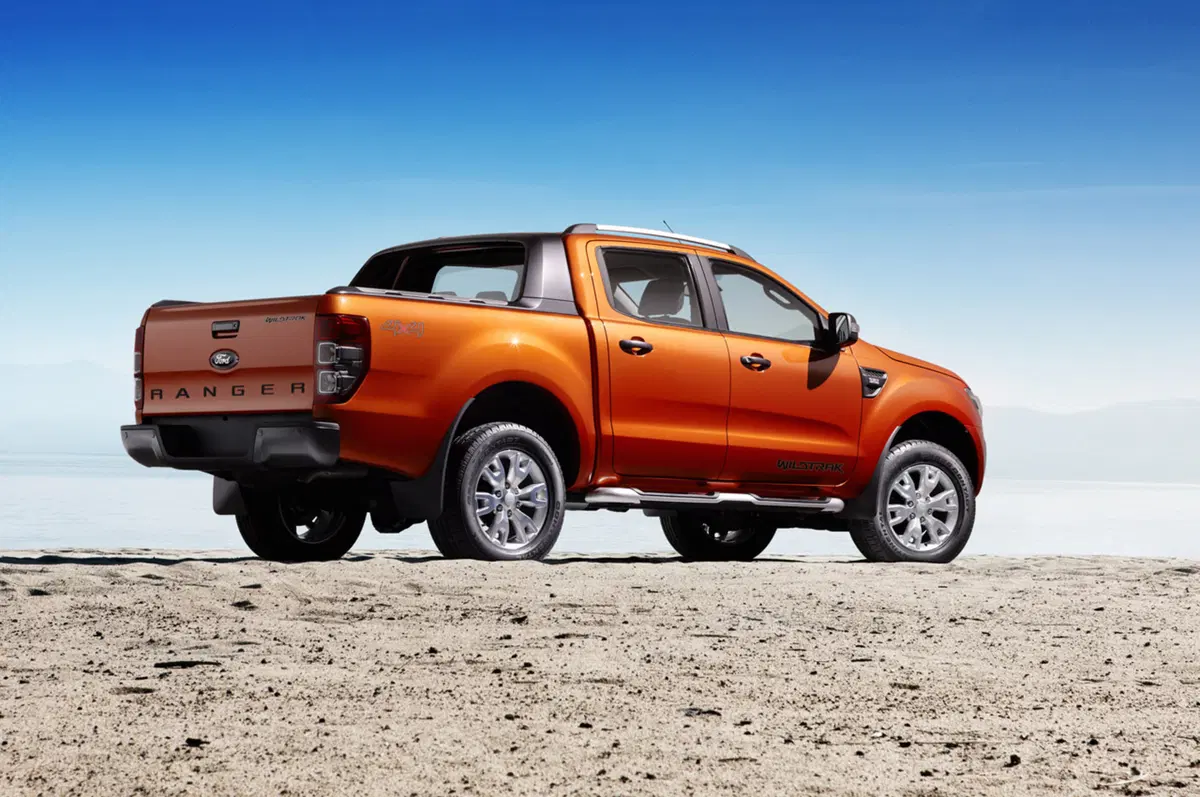 Ford Ranger 2012: 5 stelle Euro Ncap (10)