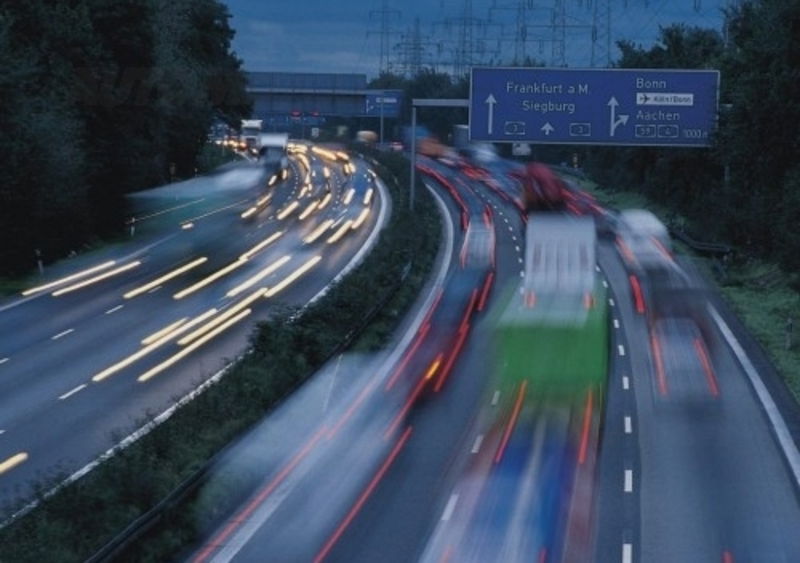 Autotrasporti: l&#039;UNRAE si appella all&#039;unit&agrave; lavorativa