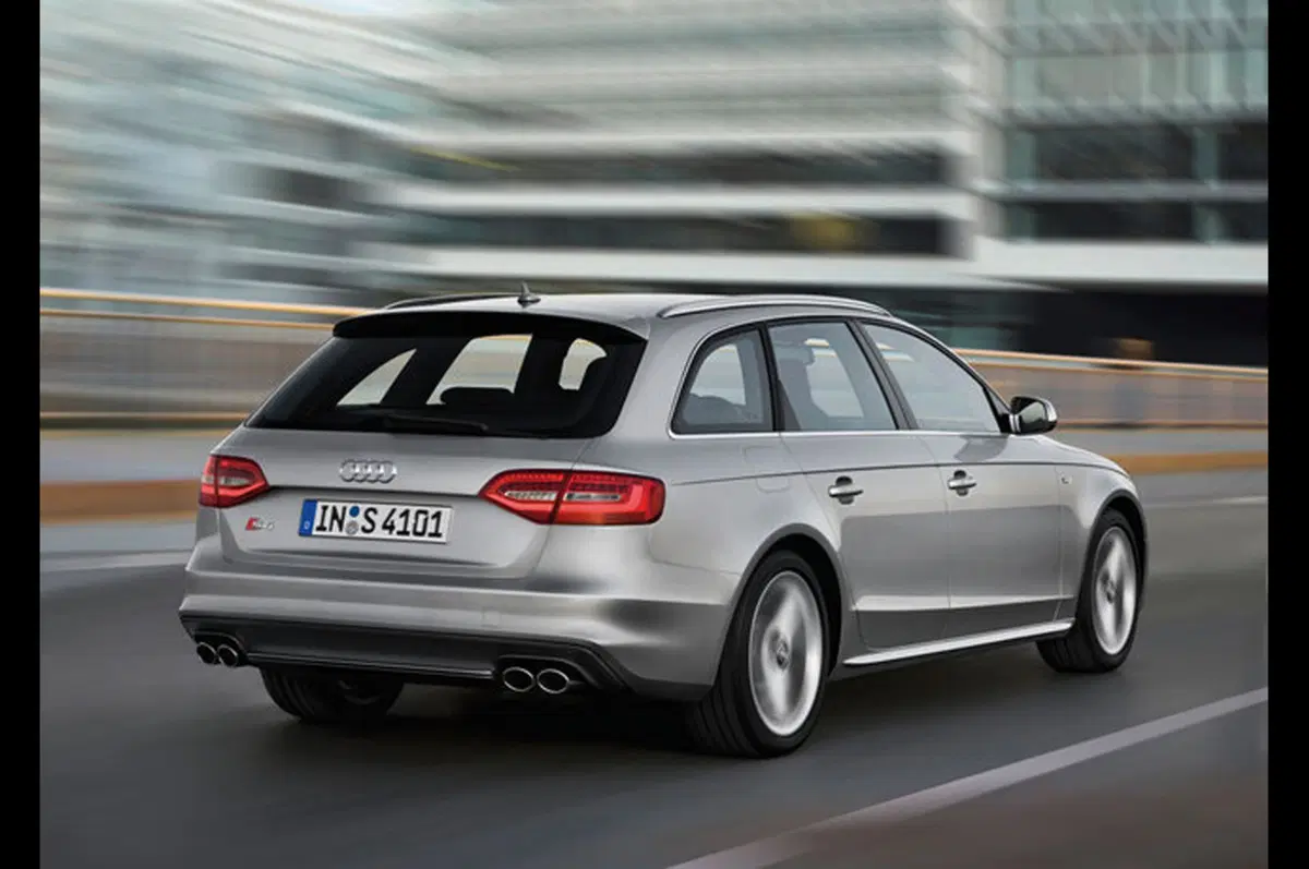 Audi A4 restyling (4)