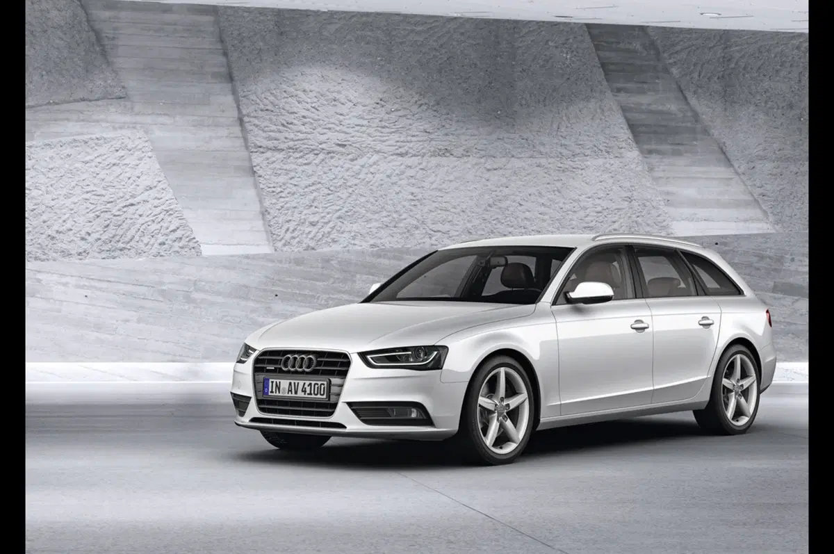 Audi A4 restyling (13)