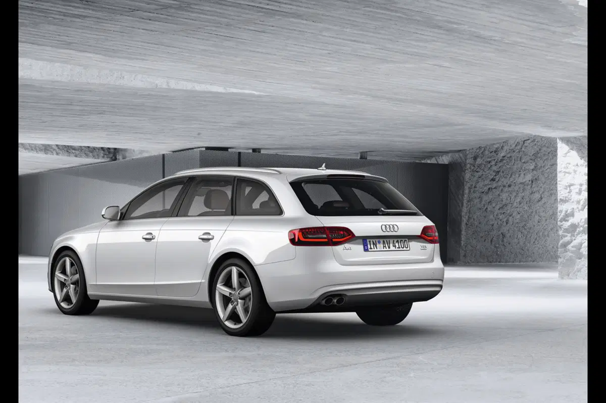 Audi A4 restyling (15)