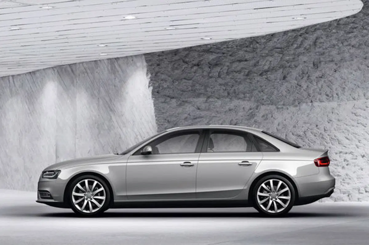 Audi A4 restyling (19)