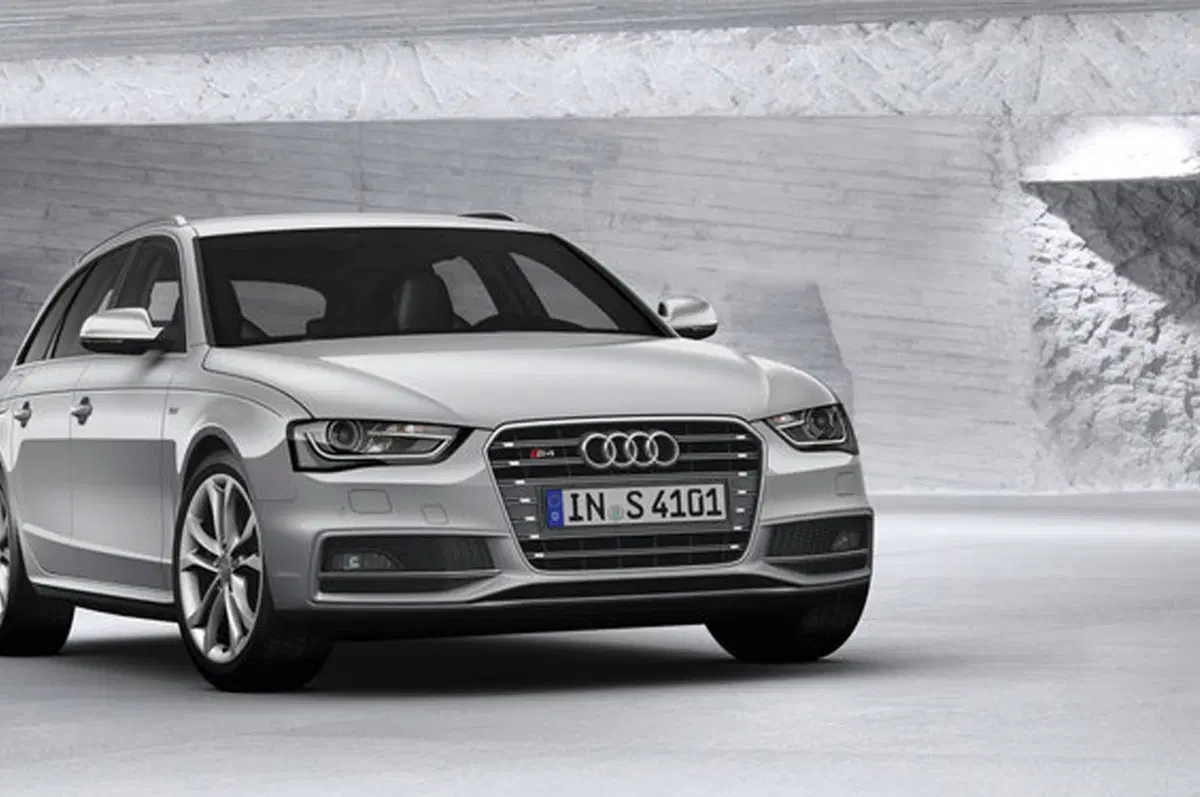 Audi A4 restyling (23)