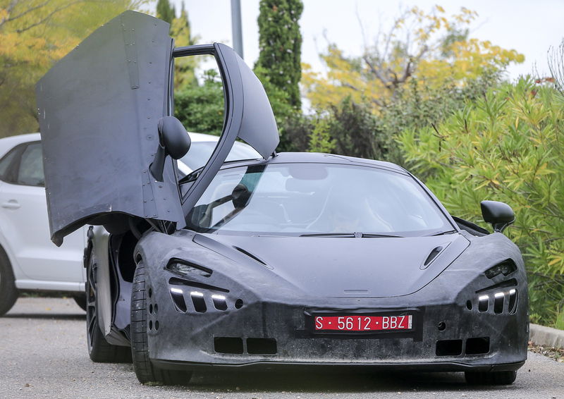 McLaren P14: nuovi test per l&#039;erede della 650S