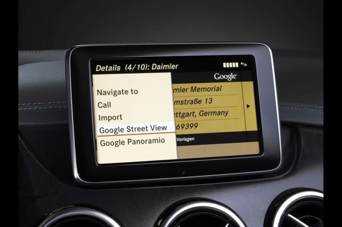 Mercedes-Benz: sempre connessi (7)