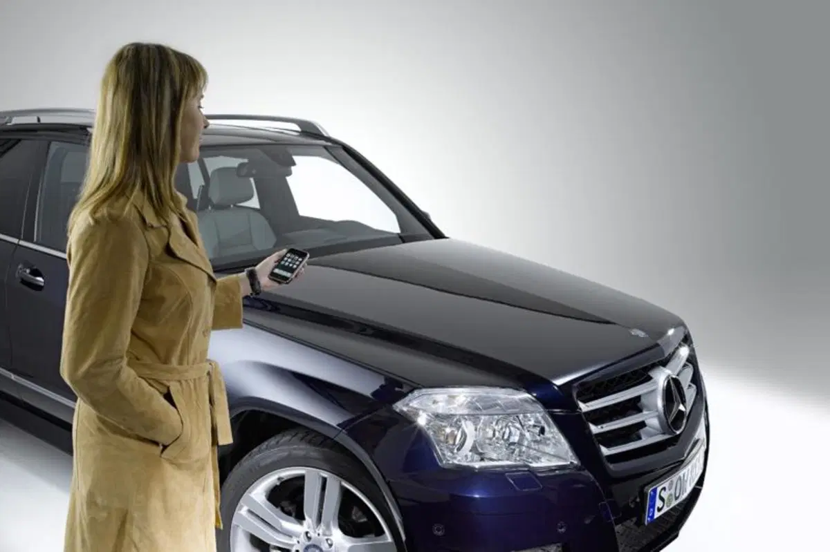 Mercedes-Benz: sempre connessi (45)