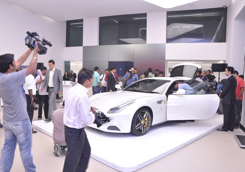 Ferrari: la FF debutta in India