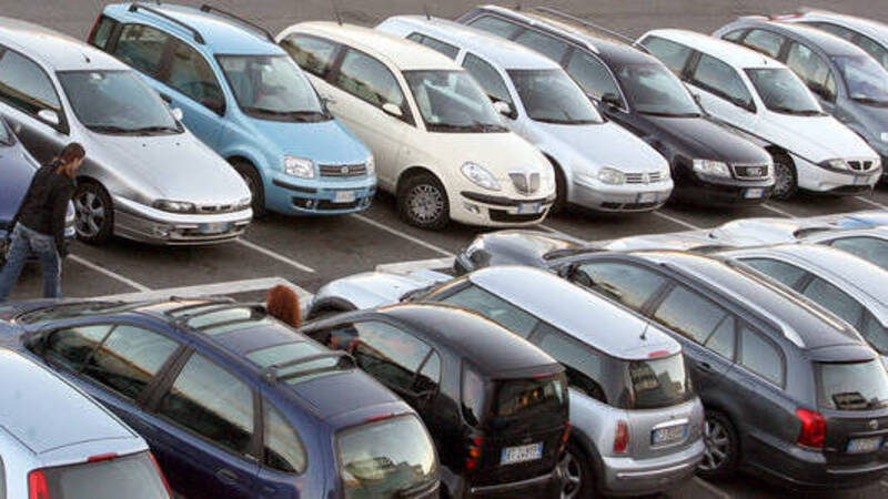 Mercato dell&#039;Auto: previsto un calo del 6.2% nel 2012