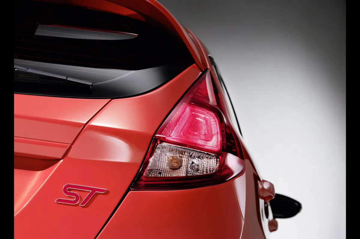 Ford Fiesta ST Concept 5 porte (7)