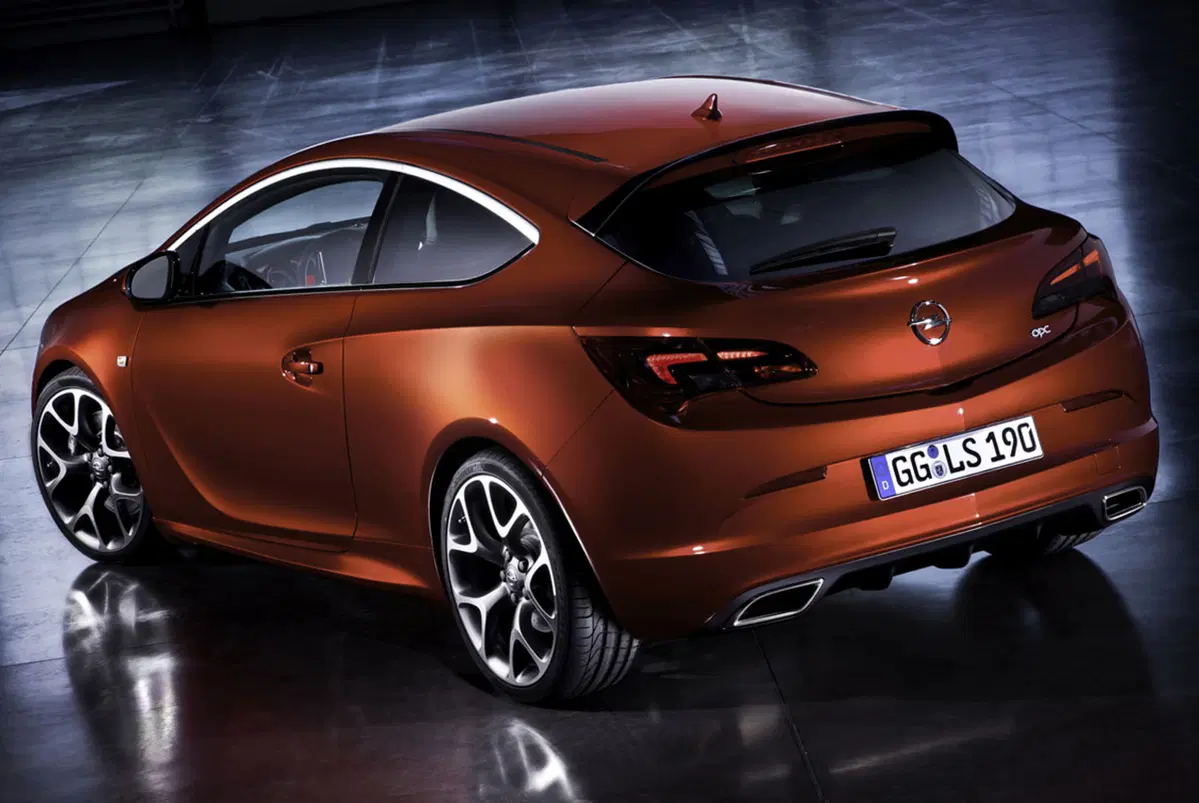 Opel Astra OPC (2)