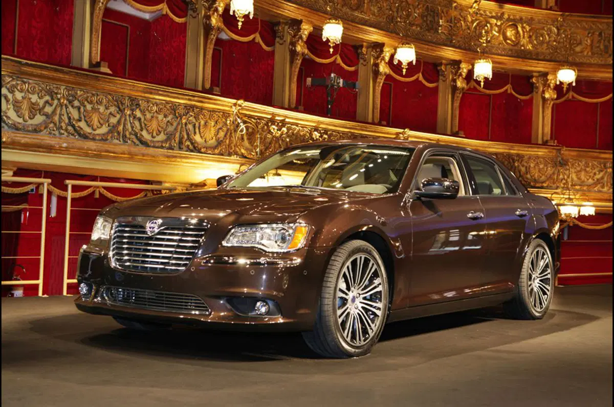 Lancia Thema e Voyager: porte aperte il 5 e 6 novembre (3)