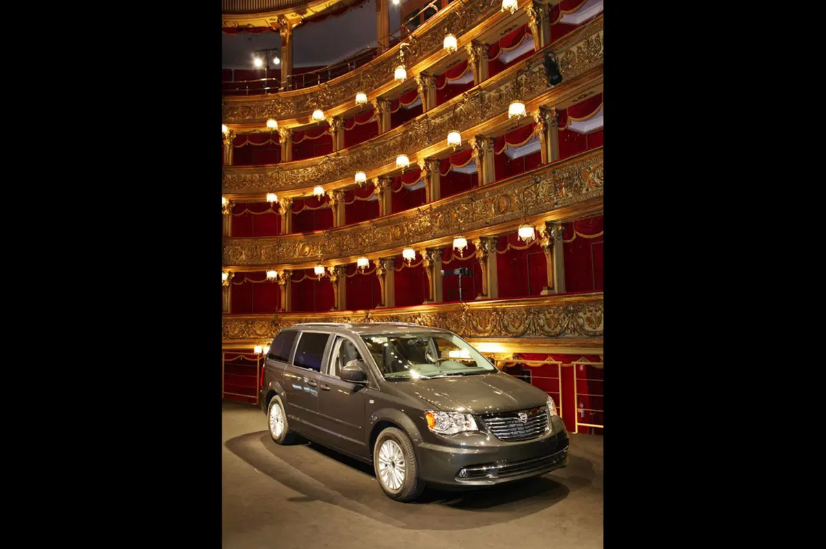 Lancia Thema e Voyager: porte aperte il 5 e 6 novembre (6)