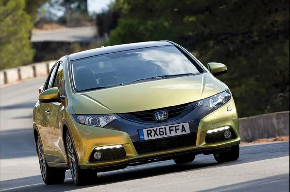 Honda Civic 2012: nuove immagini ufficiali (2)