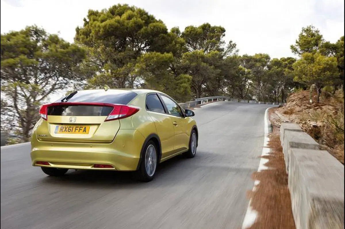 Honda Civic 2012: nuove immagini ufficiali (5)